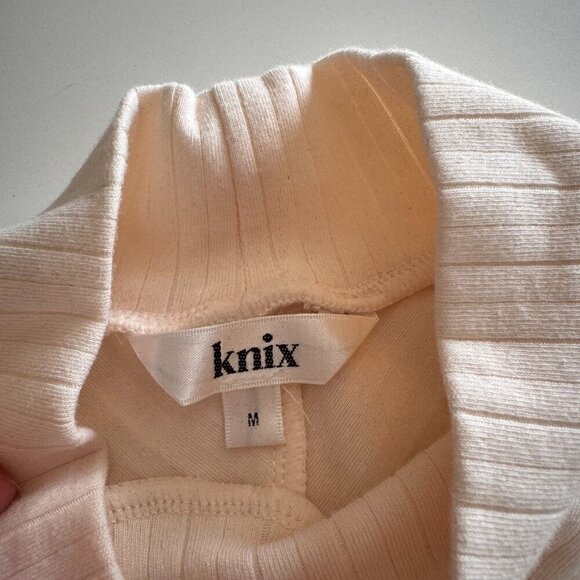 Knix Bodysuit- Cream- Slimming- Mock Neck- Snap Womens- M - Picture 5 of 9